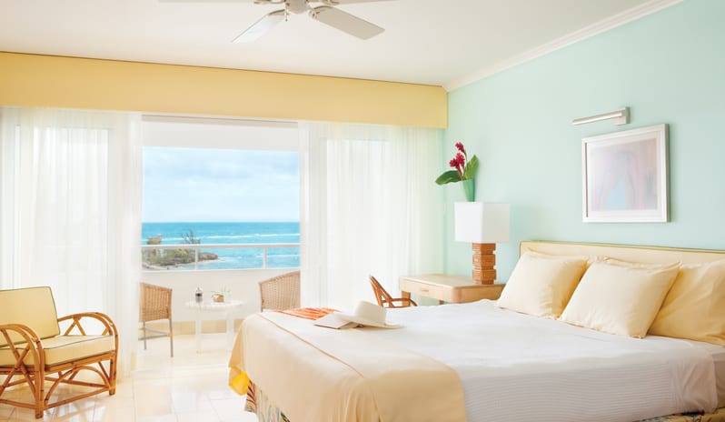 Couples Tower Isle-Premier Ocean Room_2658